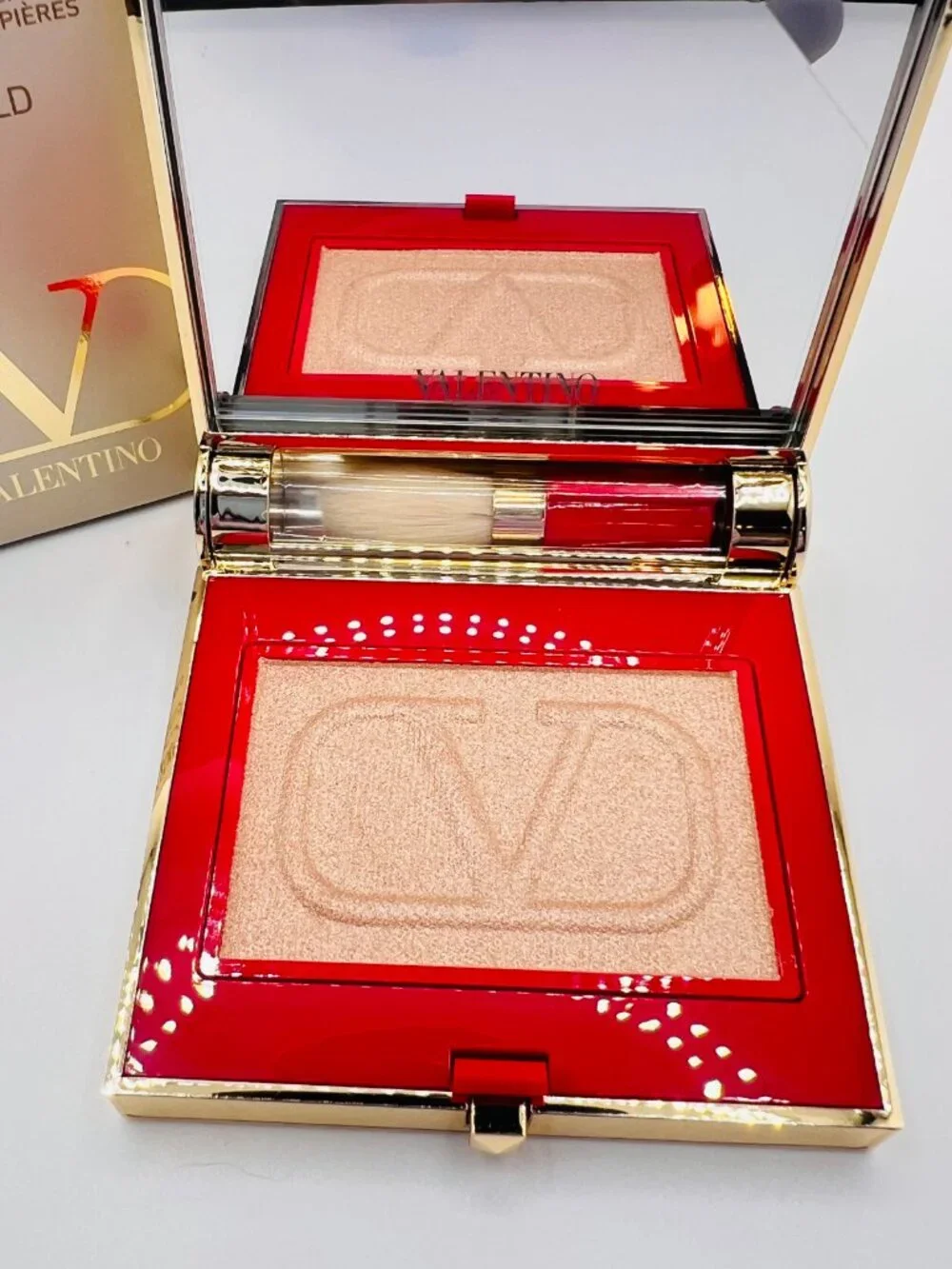 Valentino Eye2Cheek Blush and Eyeshadow The Gold Go Put A Spike On It NEW IN BOX